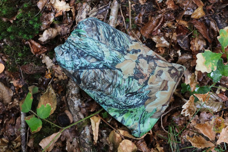 Tragopan, Regenponcho-Tasche