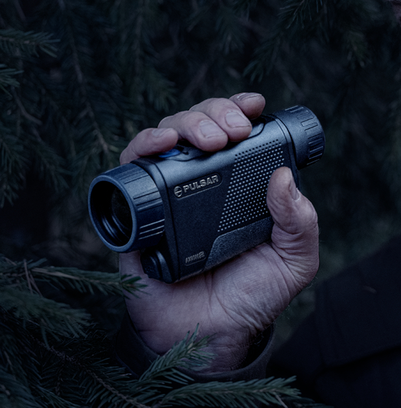 Wärmebildkamera Axion 2 XG35 LRF im Einsatz, PULSAR