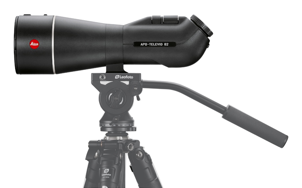 Leica APO Televid 82W Spektivkoerper auf Leica Stativ