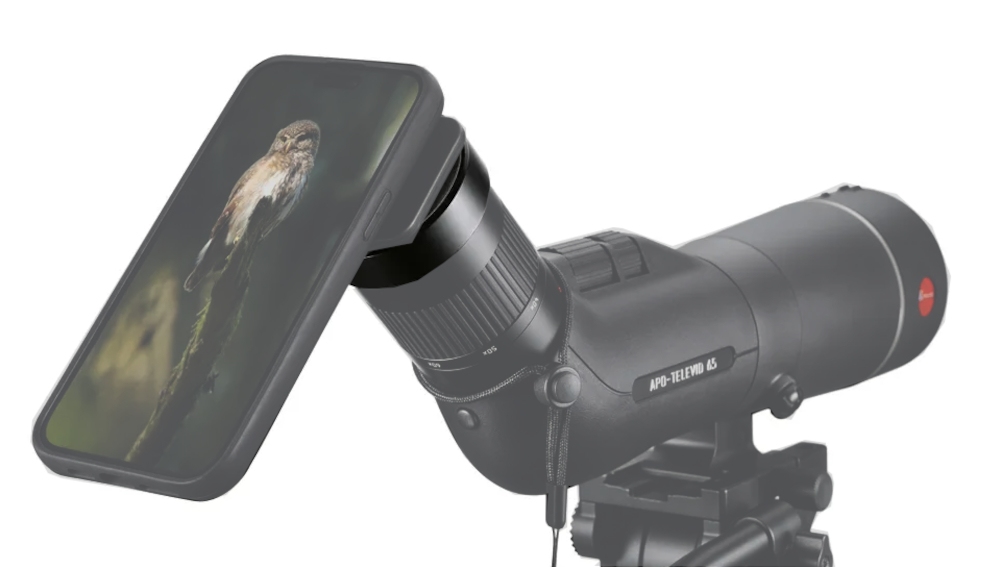 Ollin Snapshot Adapter am Spektiv Ollin Snapshot Adapter in Digiscopie-Anwendung am Spektiv