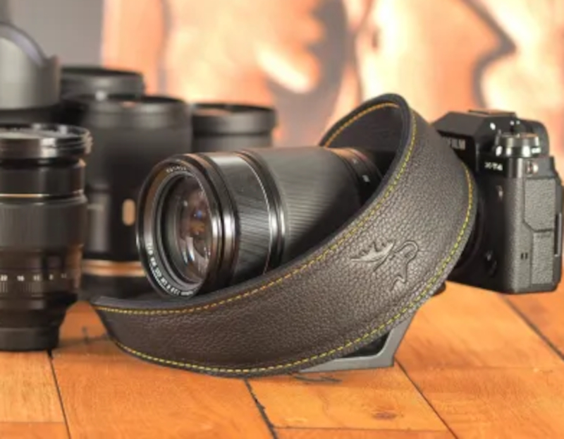 60mm-Naht-gelb-2 EDDYCAM, Elchleder-Tragegurt, schwarz Kontrastnaht gelb,
