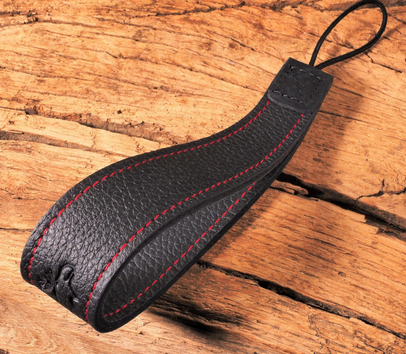 EDDYCAM, Tragriemen Sling 1, schwarz mit roter Naht