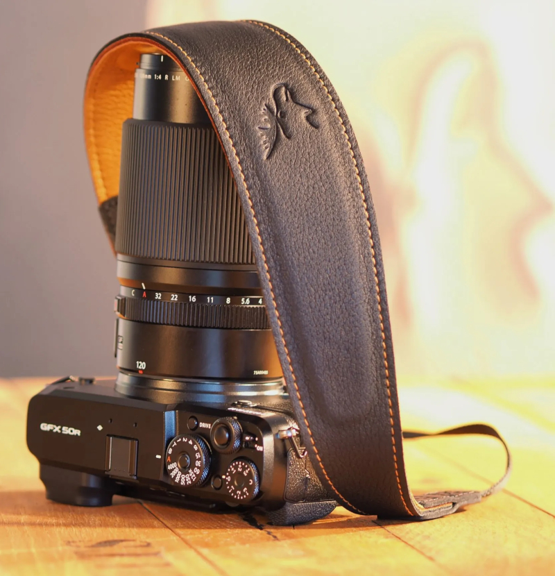 EDDYCAM eK - Trageriemen EDDYCAM 60 mm schwarz / natur, Naht braun